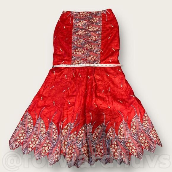 Hand Made Custom Embroidered Lehenga Choli Mermaid Style Bridal Dress | See Meas - Picture 9 of 16